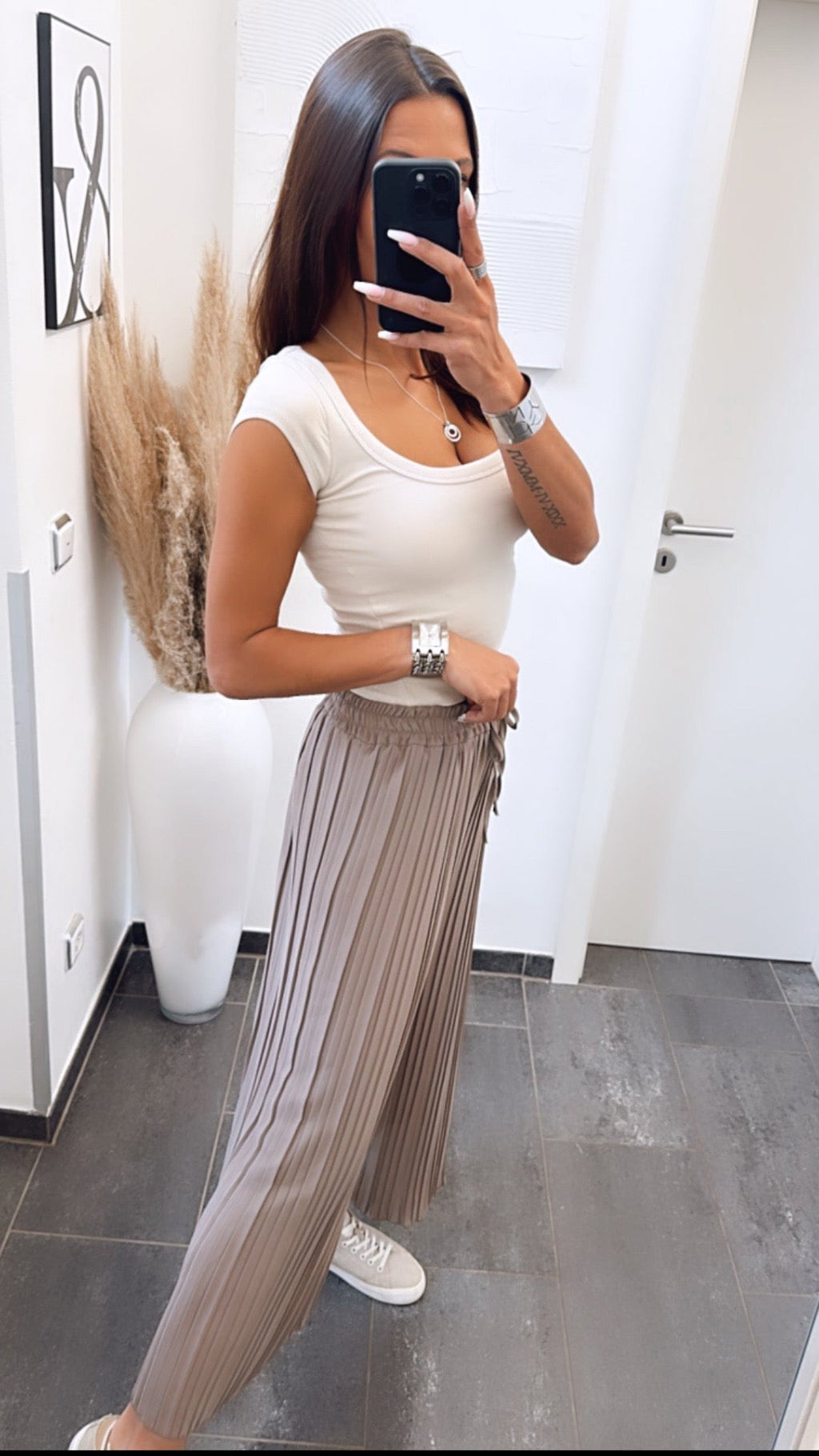 Plissee Hose / taupe-schlamm Art. 6733